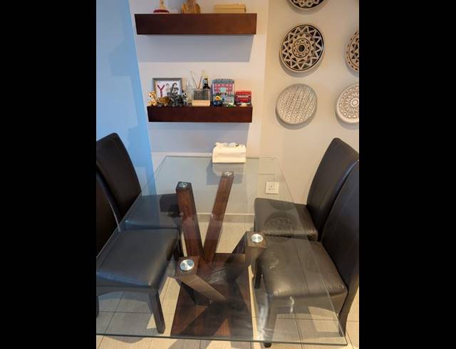 2 BEDROOM APARTMENT FOR SALE IN UMHLANGA ROCKS